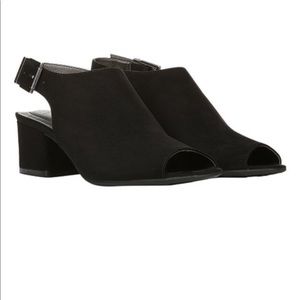 Life Stride Black Heels Elegant Design